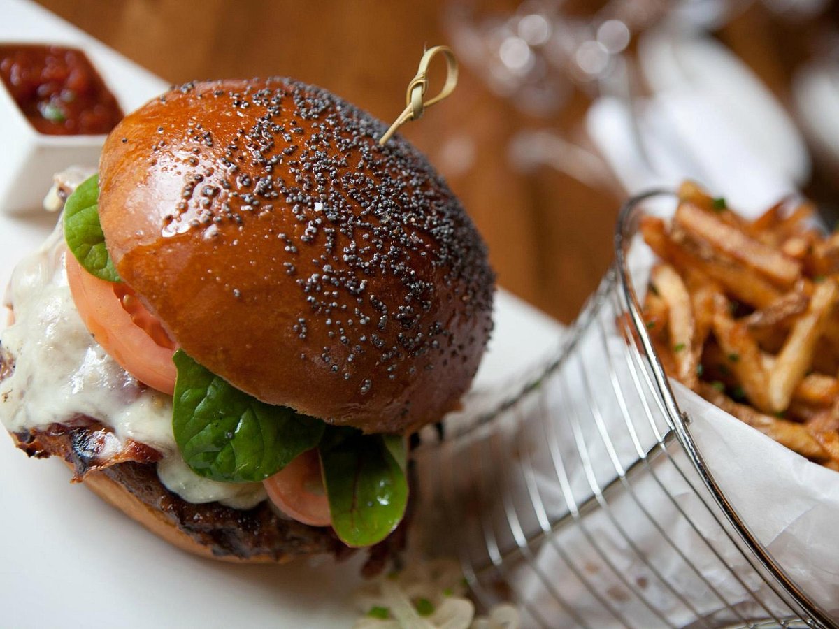 Best Restaurants in Nantucket